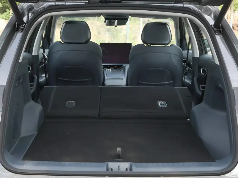 2025 Geely Galaxy E5