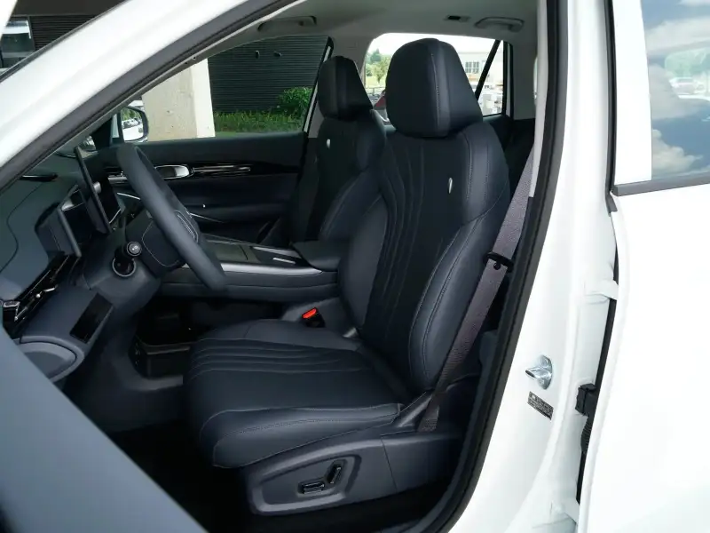 2025 Geely Galaxy E5