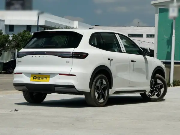 2025 Geely Galaxy E5