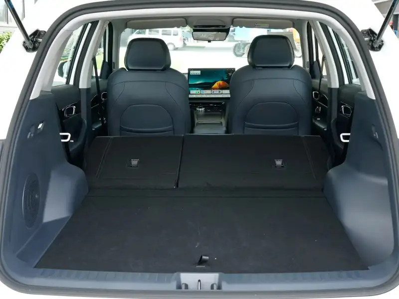 2025 Geely Galaxy E5