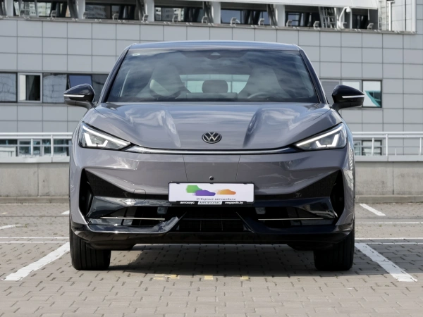 2025 Volkswagen ID.Unyx 06