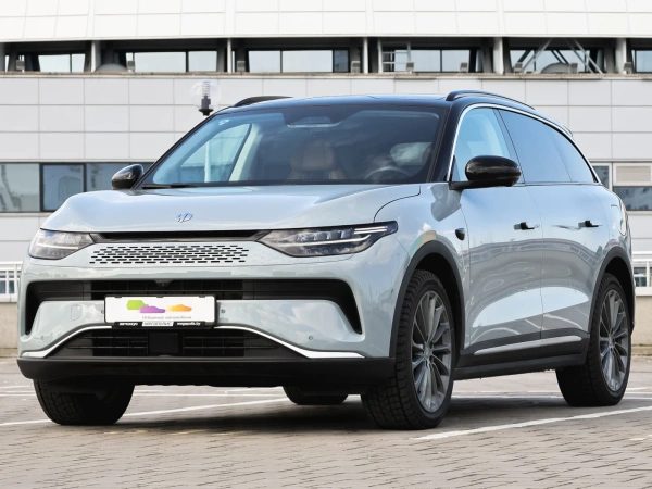 Leapmotor C11